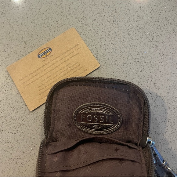 Vintage Phone Wristlet - Picture 2 of 4